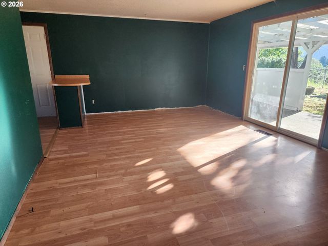 271 DONALD Ter, Myrtle Creek, OR 97457