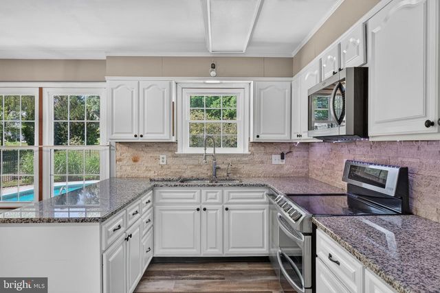 429 PAWNEE DR, Mechanicsburg, PA 17050