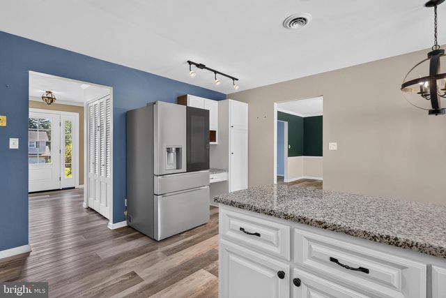 429 PAWNEE DR, Mechanicsburg, PA 17050