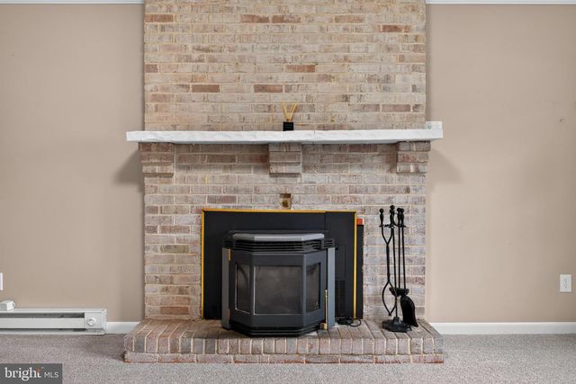 429 PAWNEE DR, Mechanicsburg, PA 17050