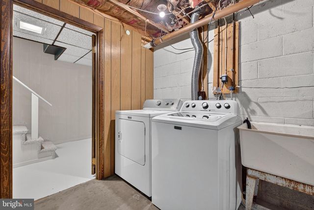 429 PAWNEE DR, Mechanicsburg, PA 17050