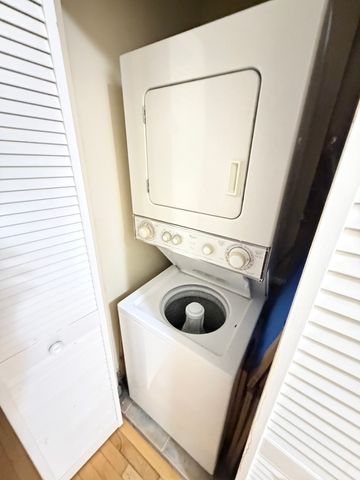 3605 W LELAND Avenue 1E, Chicago, IL 60625