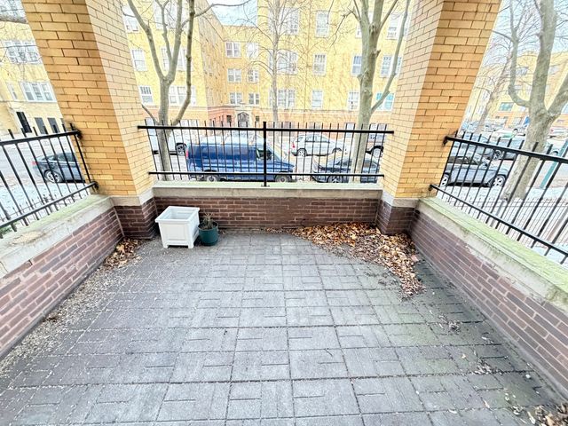 3605 W LELAND Avenue 1E, Chicago, IL 60625