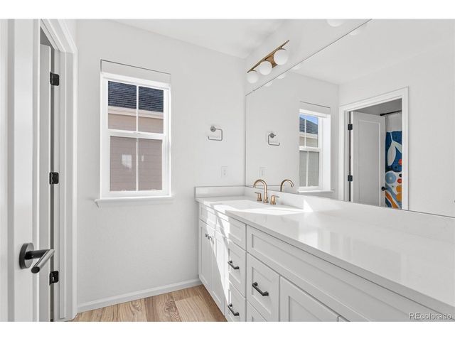 7281 S Vandriver Way, Aurora, CO 80016