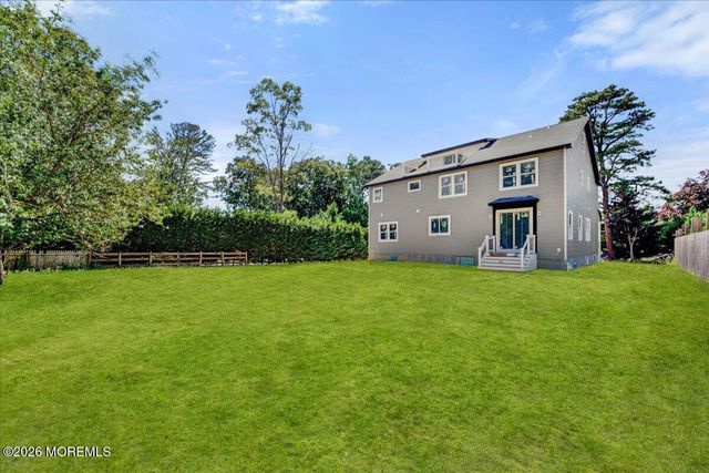 19 Robbins Street, Brick, NJ 08724