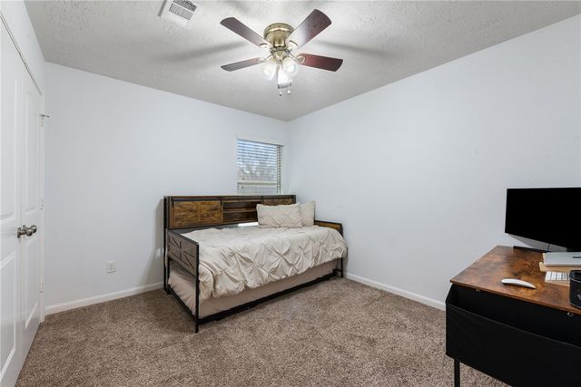 2111 Naples Way, Bryan, TX 77808