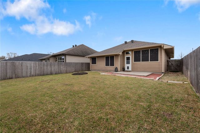 2111 Naples Way, Bryan, TX 77808