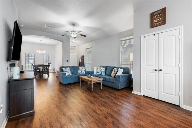 2111 Naples Way, Bryan, TX 77808