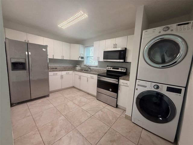 7325 SW 22 Street A, Miami, FL 33122