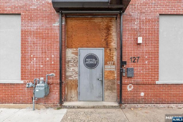 127 Coit Street, Irvington, NJ 07111