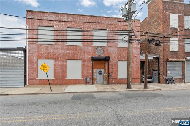 127 Coit Street, Irvington, NJ 07111