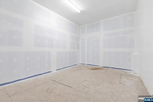 127 Coit Street, Irvington, NJ 07111