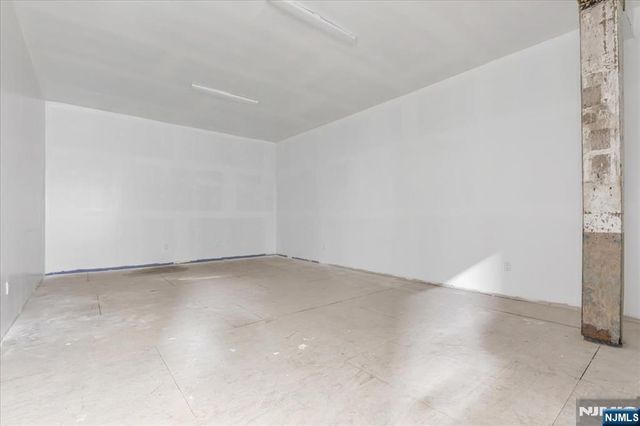 127 Coit Street, Irvington, NJ 07111