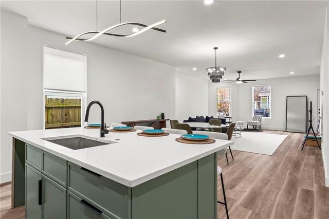 598 Formwalt SW Street, Atlanta, GA 30312