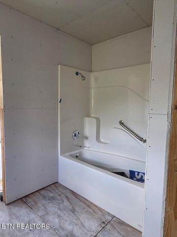 1518 Cummingsville And Sparkman Rd, Doyle, TN 38559