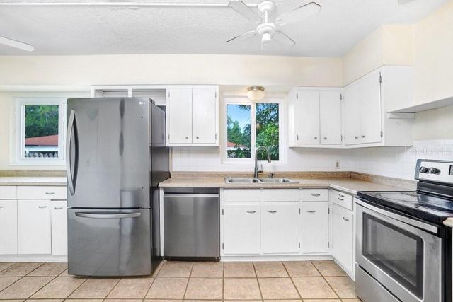 779 BAYOU BLVD S, St Petersburg, FL 33705