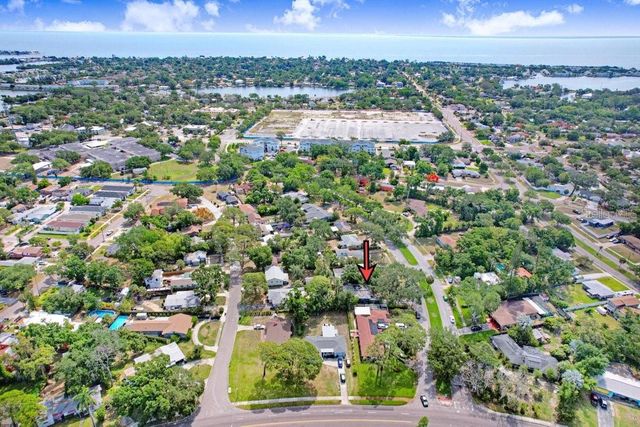 779 BAYOU BLVD S, St Petersburg, FL 33705