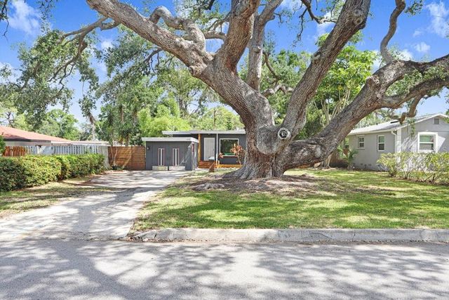 779 BAYOU BLVD S, St Petersburg, FL 33705