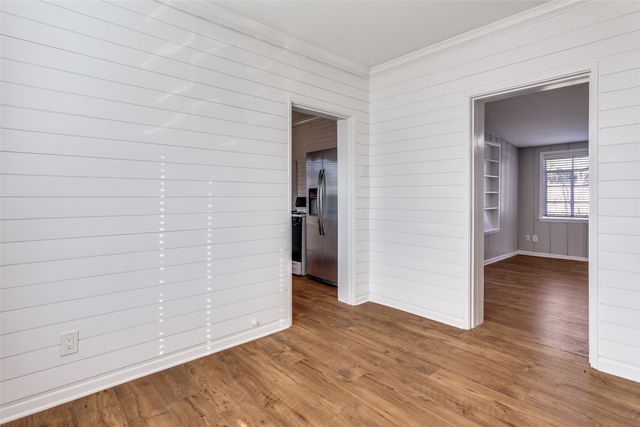 4045 Carolyn Road, Fort Worth, TX 76109