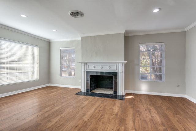 4045 Carolyn Road, Fort Worth, TX 76109