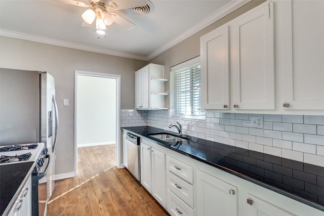 4045 Carolyn Road, Fort Worth, TX 76109