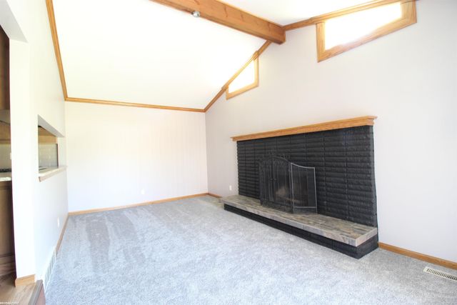 8436 Fairfax Drive, Sterling Heights, MI 48312