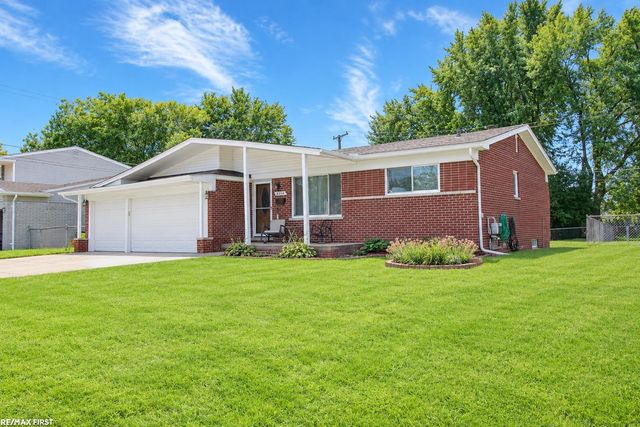 8436 Fairfax Drive, Sterling Heights, MI 48312