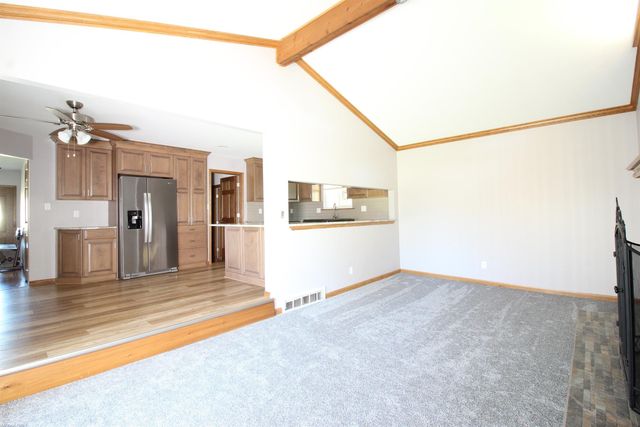 8436 Fairfax Drive, Sterling Heights, MI 48312
