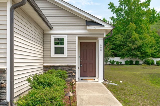 908 Bellewood Gardens Drive, Angier, NC 27501