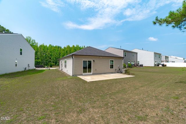908 Bellewood Gardens Drive, Angier, NC 27501