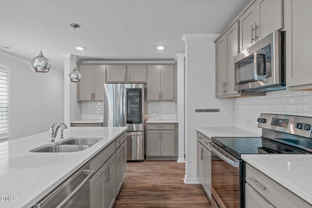 908 Bellewood Gardens Drive, Angier, NC 27501
