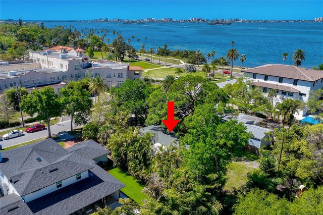 224 LYNDHURST STREET, Dunedin, FL 34698