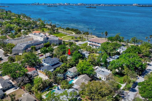 224 LYNDHURST STREET, Dunedin, FL 34698