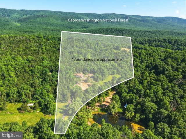 1639 SUGAR HILL RD, Maurertown, VA 22644