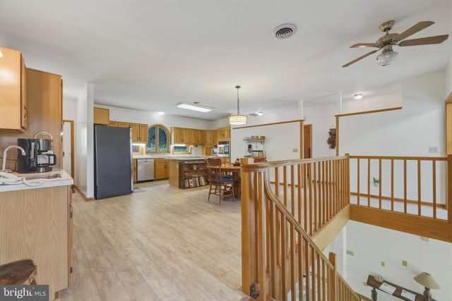 1639 SUGAR HILL RD, Maurertown, VA 22644