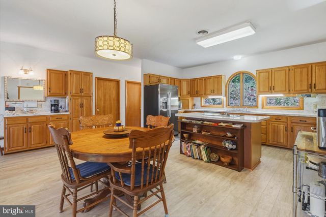 1639 SUGAR HILL RD, Maurertown, VA 22644