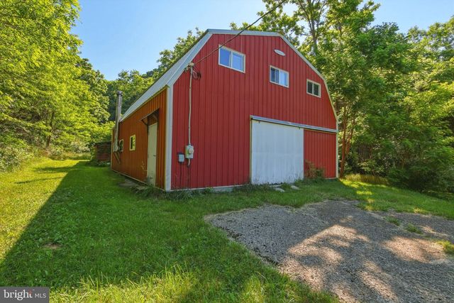 1639 SUGAR HILL RD, Maurertown, VA 22644