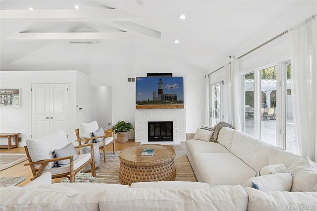 47 Bridle Path, Remsenburg, NY 11960