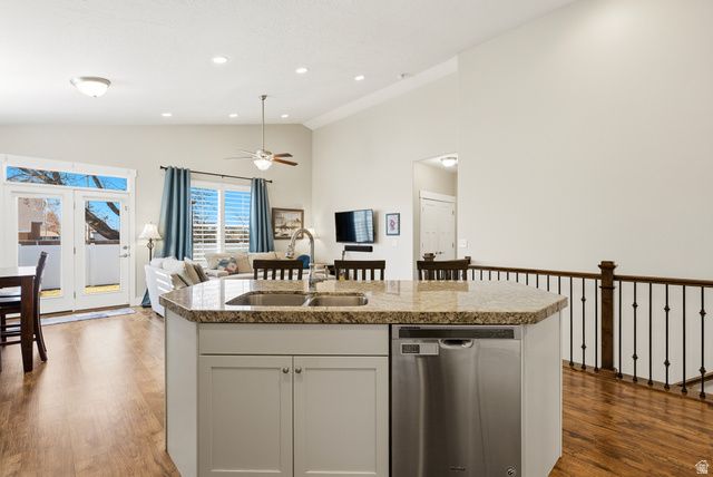 5614 JUSTICE HOWE LN, Salt Lake City, UT 84107