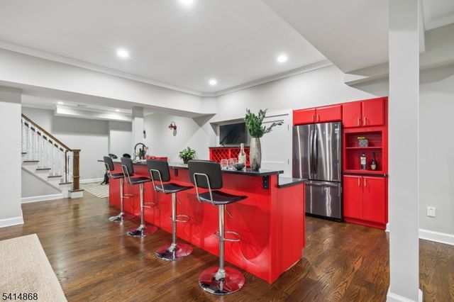 1 Cora Way, Millburn Twp., NJ 07078