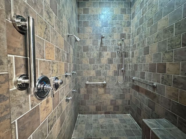 2005 Alan John Way, Lebanon, TN 37087