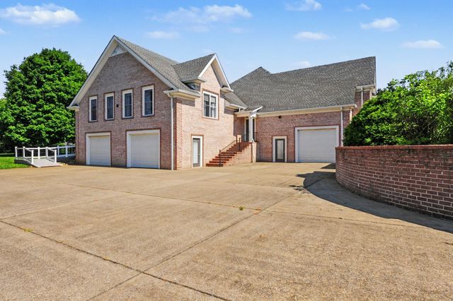 2005 Alan John Way, Lebanon, TN 37087