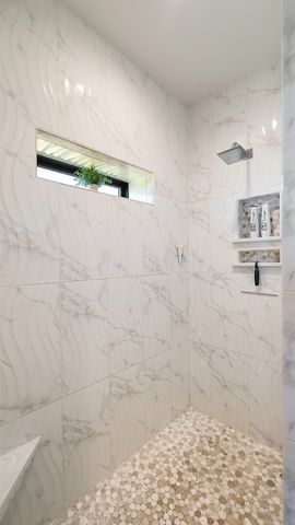 18524 N Valley Rd, Nine Mile Falls, WA 99026