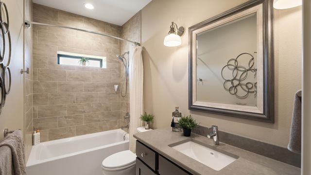 18524 N Valley Rd, Nine Mile Falls, WA 99026