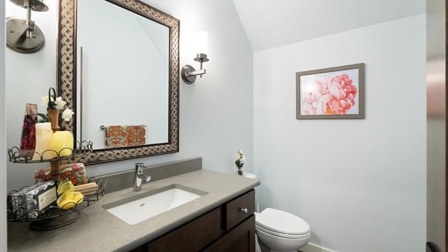 18524 N Valley Rd, Nine Mile Falls, WA 99026