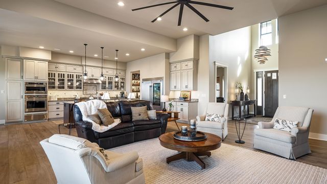 18524 N Valley Rd, Nine Mile Falls, WA 99026