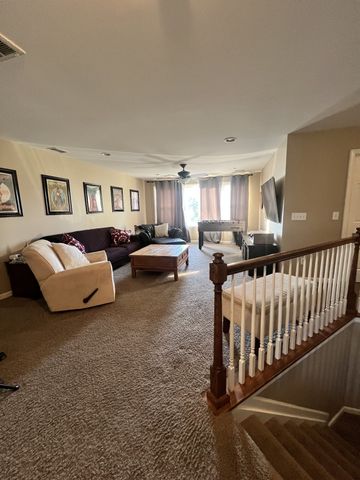 1081 Avery Trace Cir, Hendersonville, TN 37075