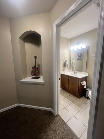 1081 Avery Trace Cir, Hendersonville, TN 37075