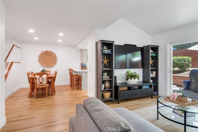 966 Michael D, Corona, CA 92881