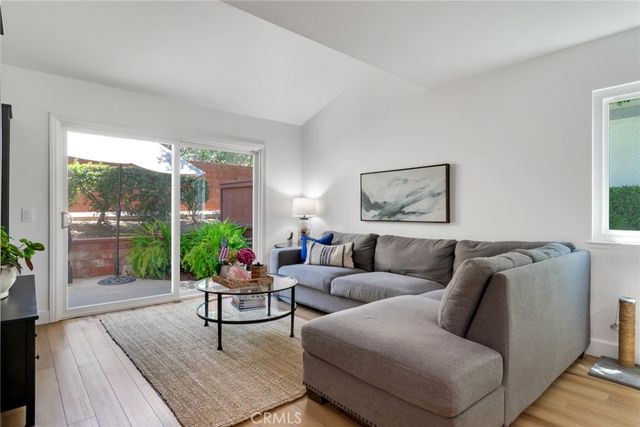 966 Michael D, Corona, CA 92881